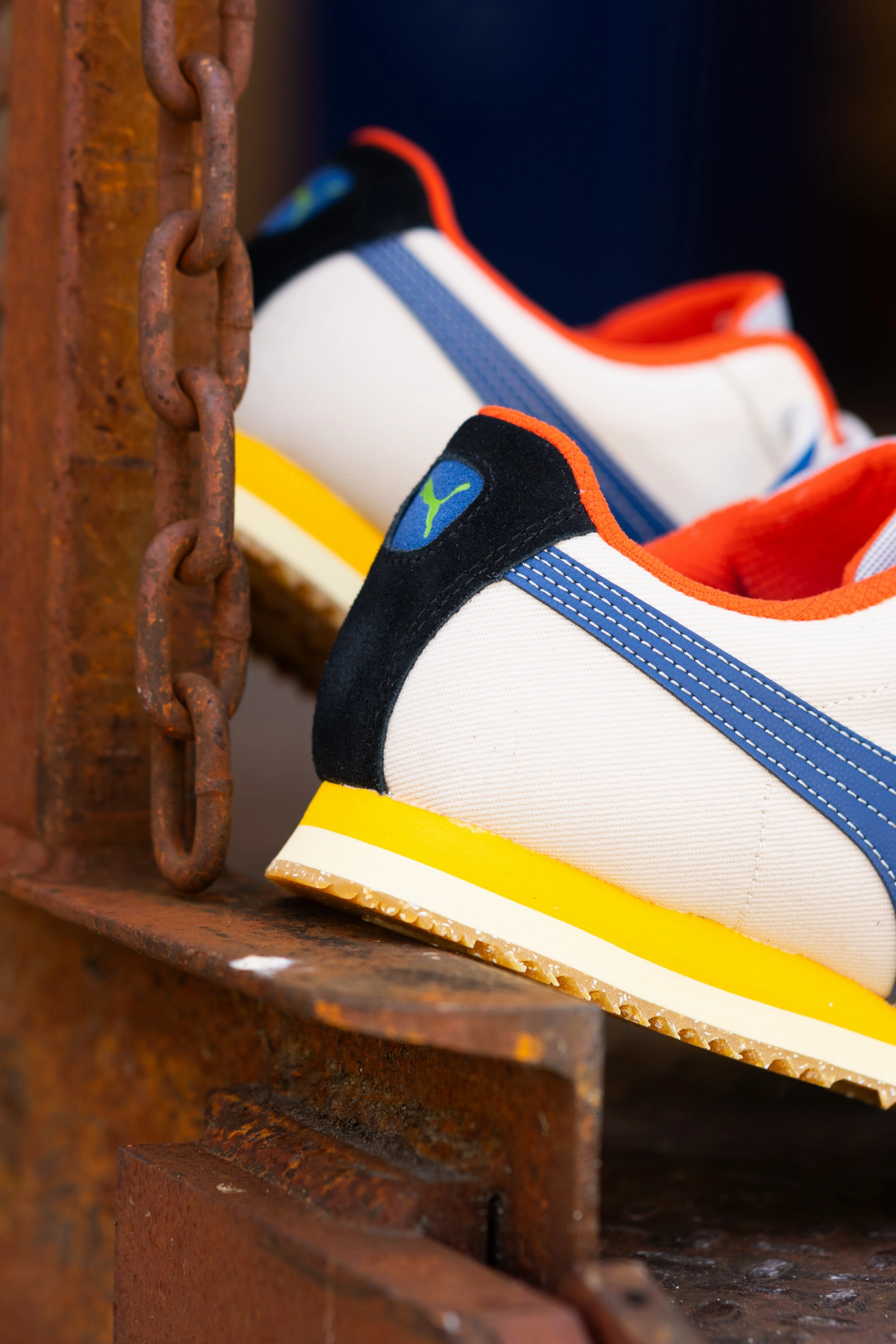 Mens Puma Roma Podium (Clyde Royal/Creamy Vanilla) Puma athletic shoe visuals