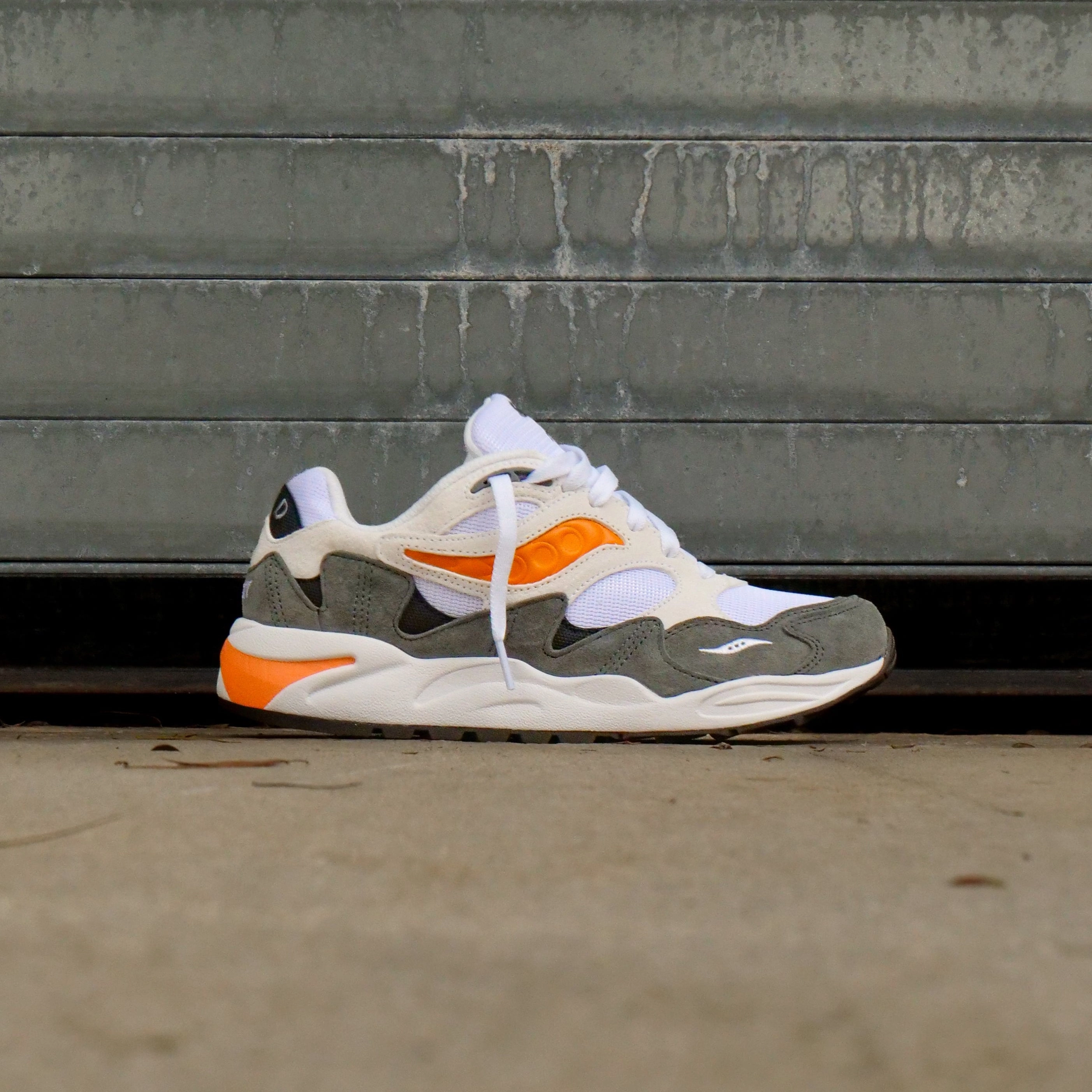 Mens Saucony Grid Shadow 2 Essential (White/Safety Orange) Saucony all-day comfort athletic sneakers