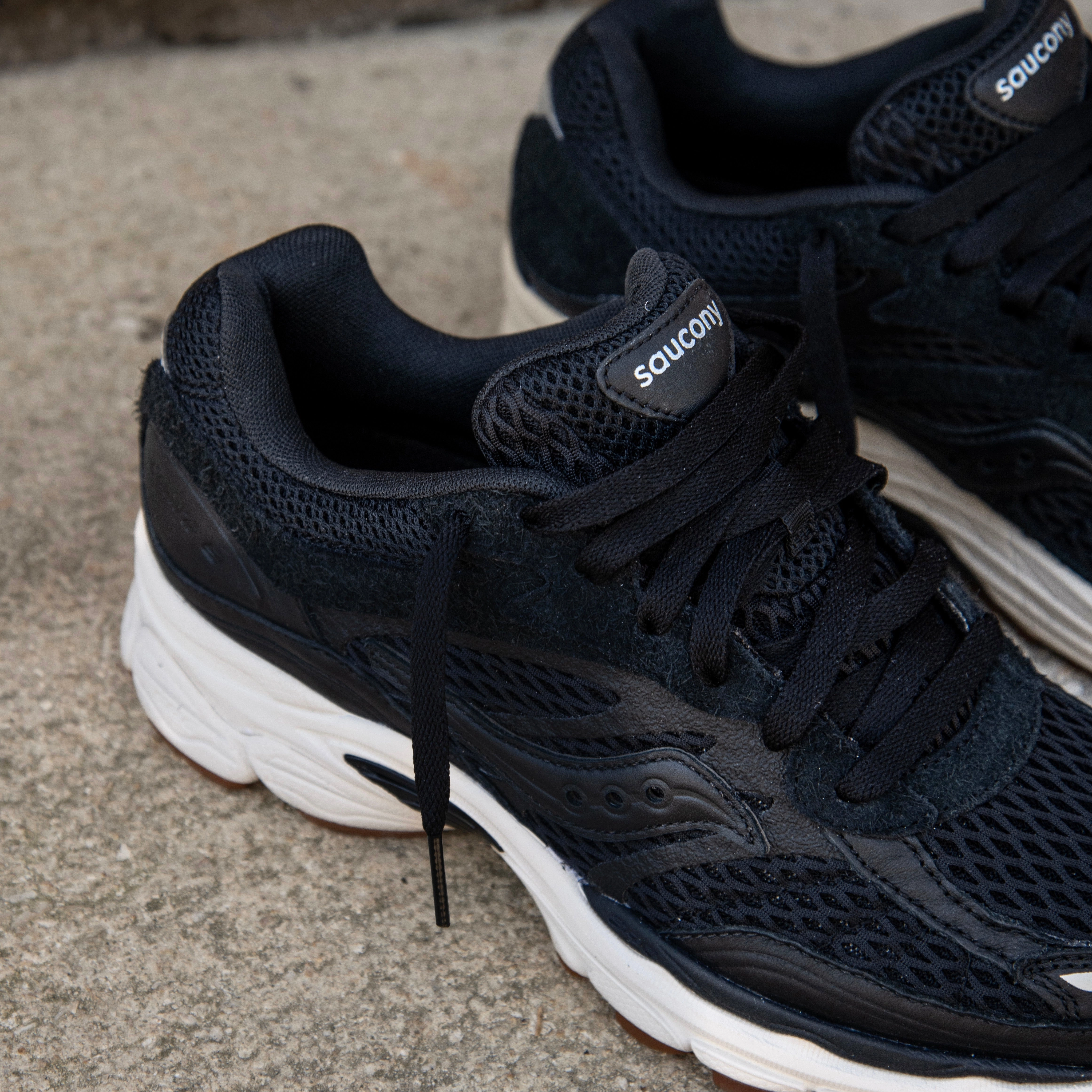 Mens Saucony ProGrid Omni 9 (Crafted Black) Saucony versatile athletic footwear