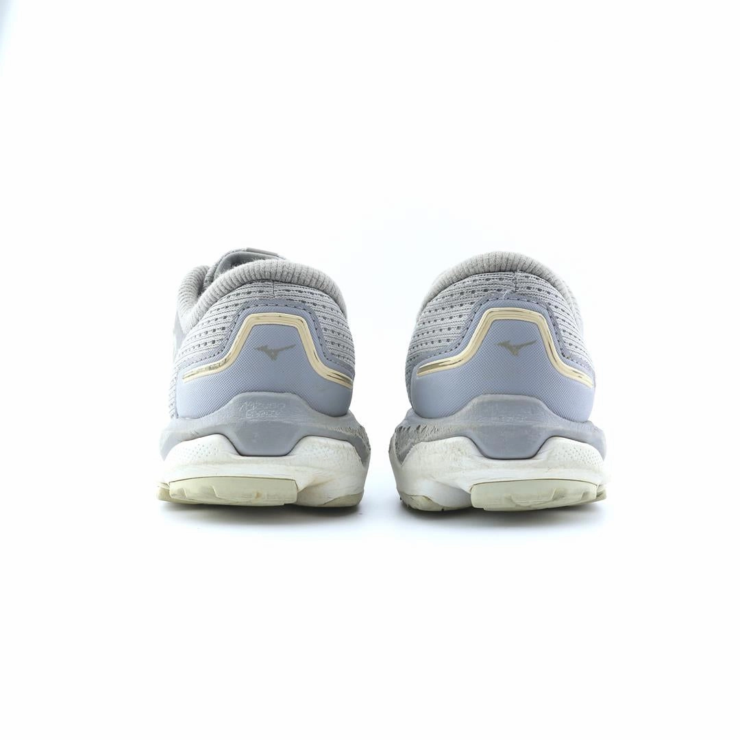 MIZUNO WAVE HORIZON 5 Mizuno sport shoe styles