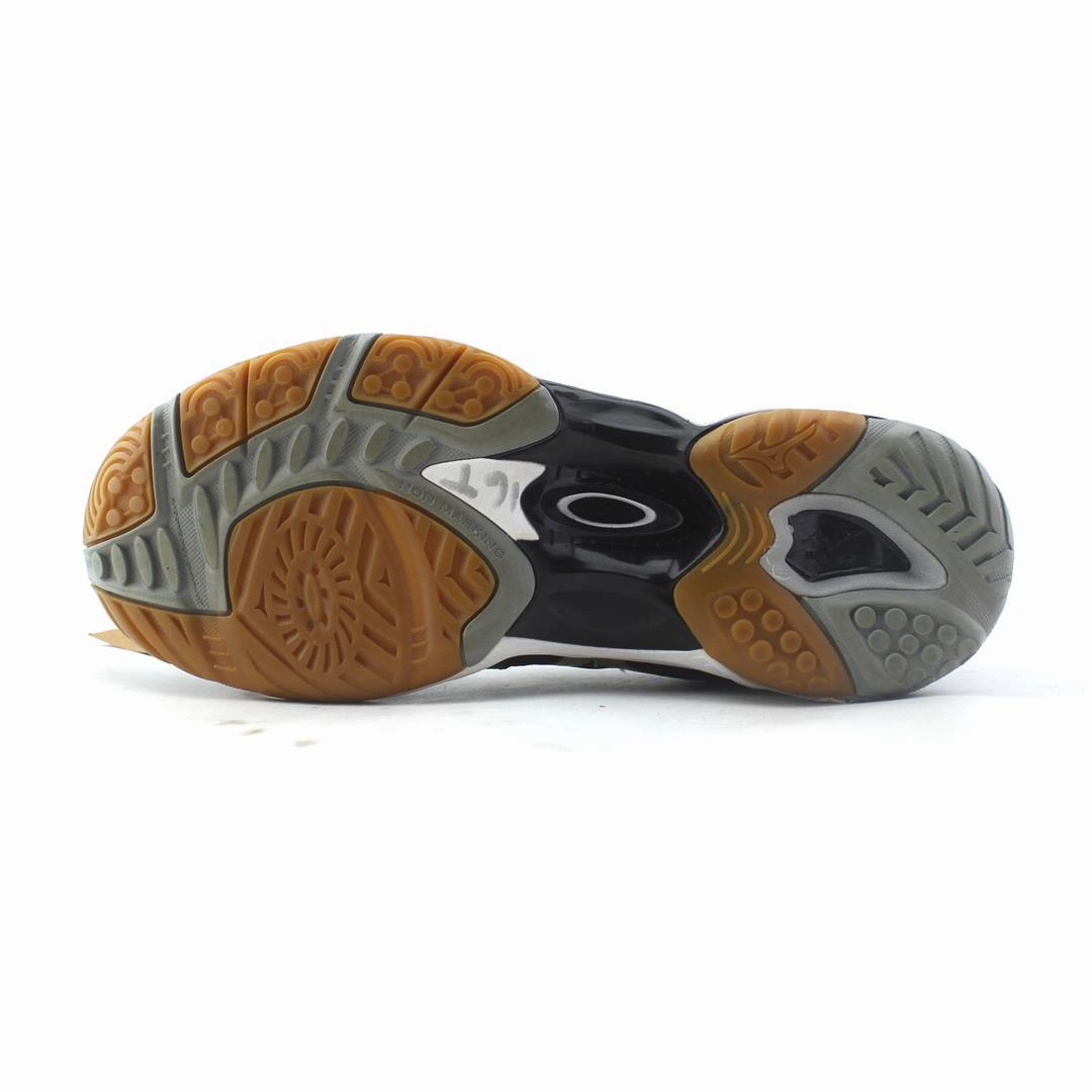 MIZUNO WAVE HURRICANE 2 Mizuno sport shoe styles