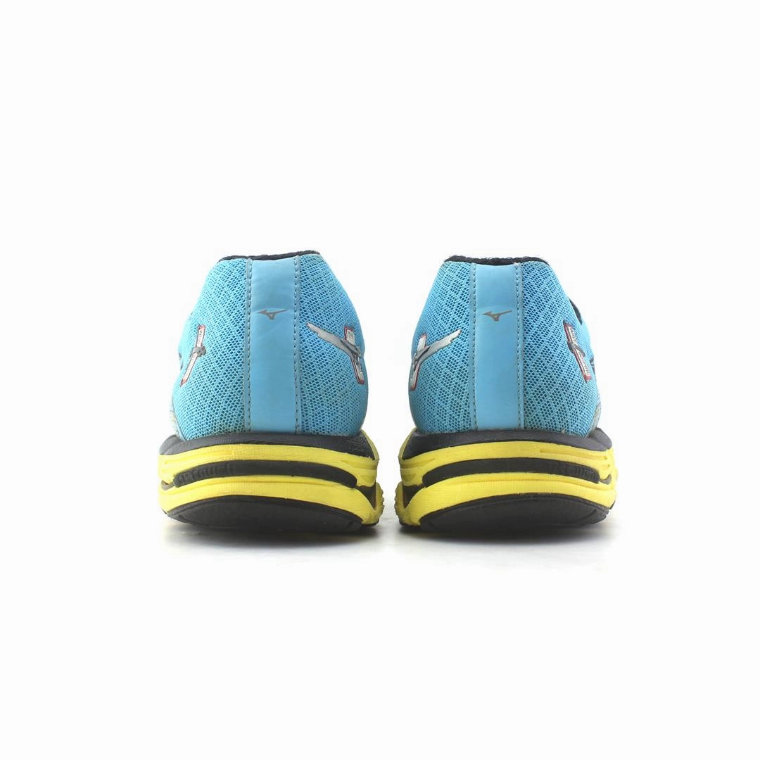 MIZUNO WAVE INSPIRE 10 Mizuno sport shoe styles