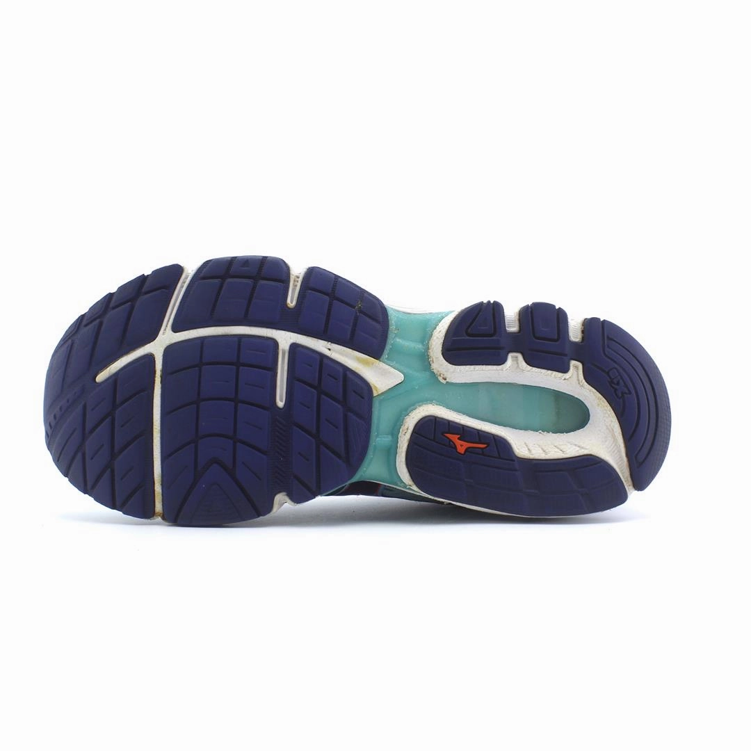 MIZUNO WAVE INSPIRE 13 Mizuno sport shoe styles
