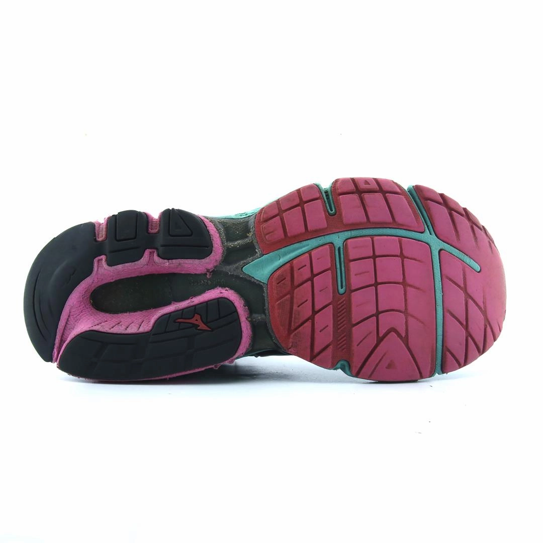 MIZUNO WAVE INSPIRE 13 Mizuno sport shoe styles