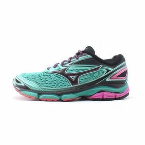 MIZUNO WAVE INSPIRE 13 Mizuno sporty athletic shoe styles