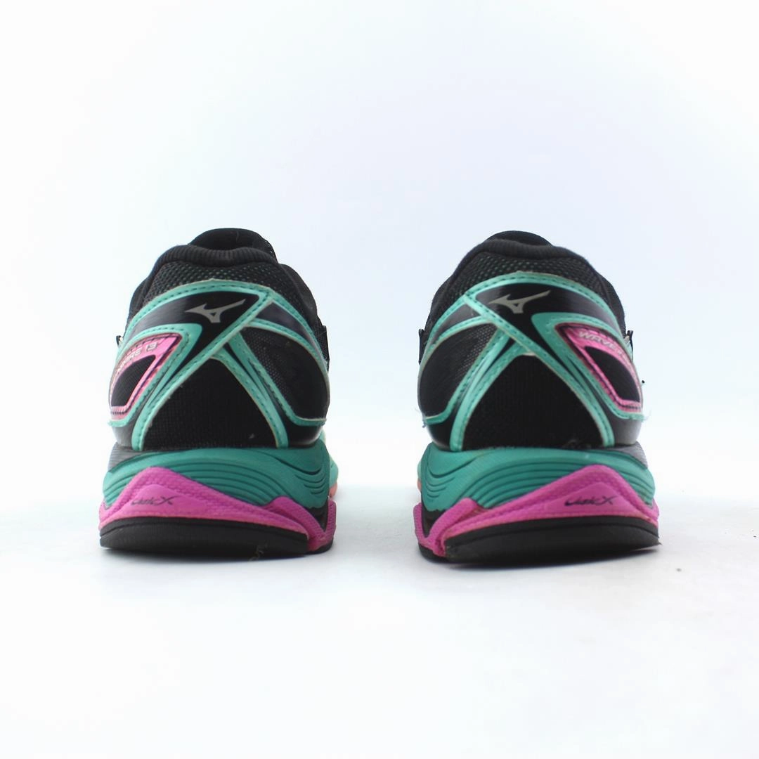 MIZUNO WAVE INSPIRE 13 Mizuno sport shoe styles
