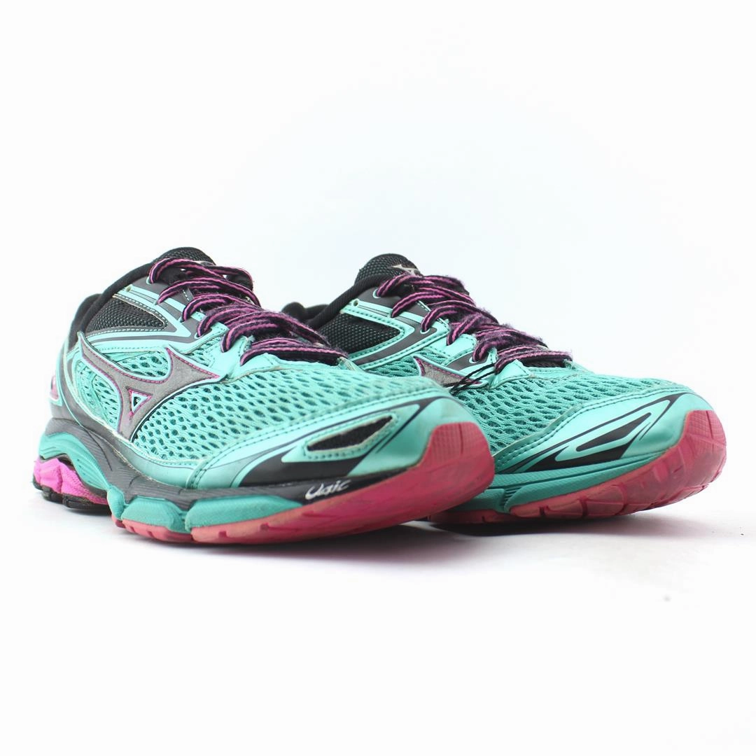 MIZUNO WAVE INSPIRE 13 Mizuno sport shoe styles