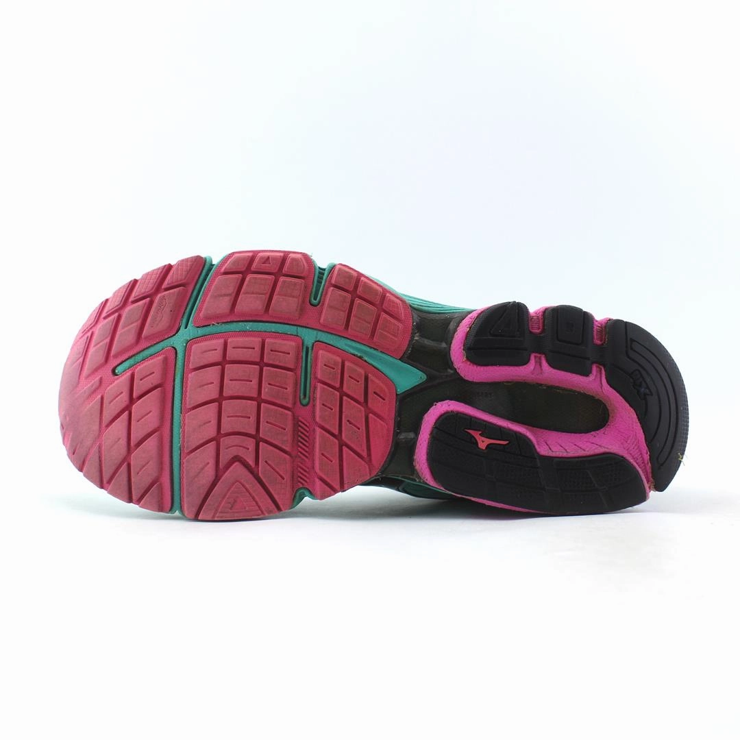 MIZUNO WAVE INSPIRE 13 Mizuno sport shoe styles