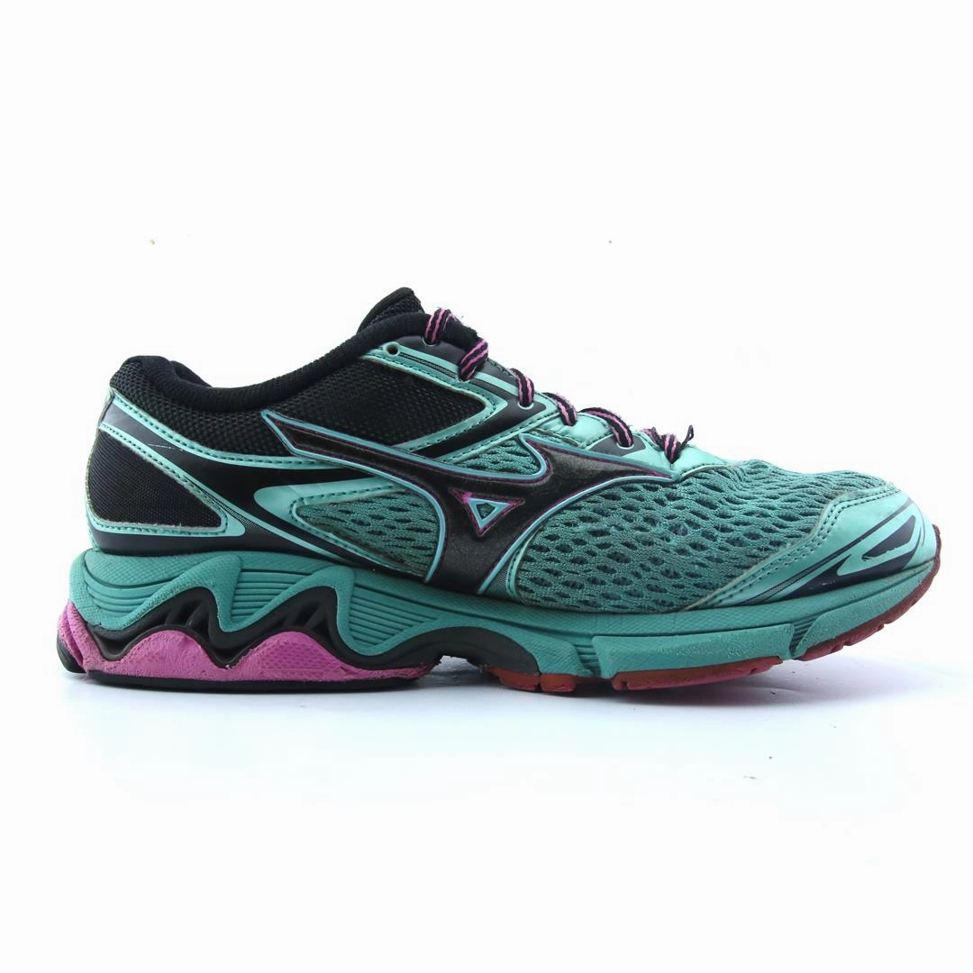 MIZUNO WAVE INSPIRE 13 Mizuno sport shoe styles