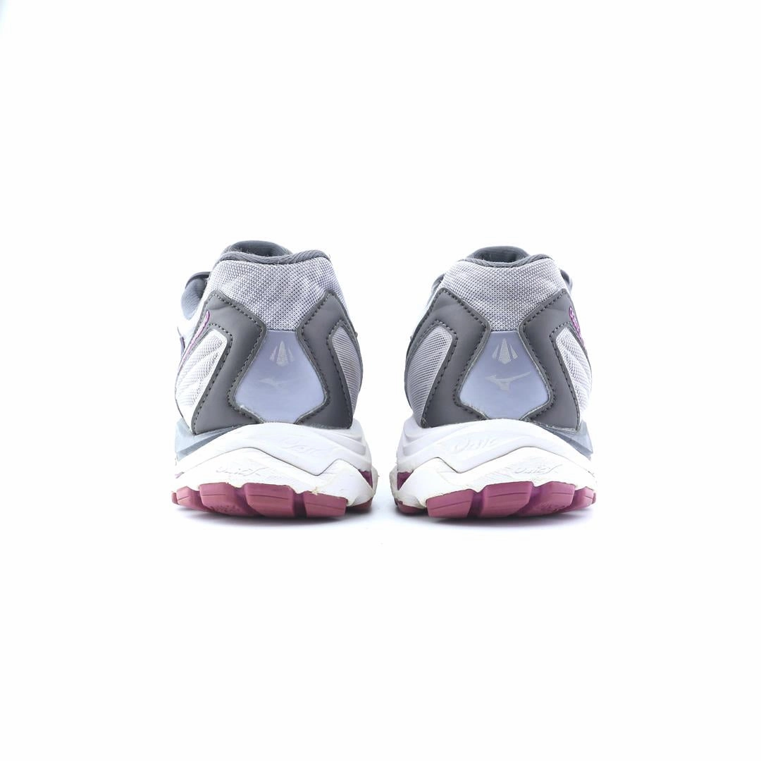 MIZUNO WAVE INSPIRE 14 Mizuno sport shoe styles
