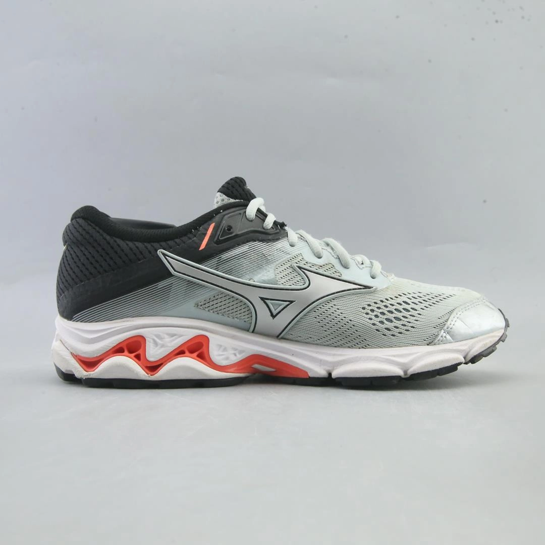 MIZUNO WAVE INSPIRE 15 Mizuno sport shoe styles