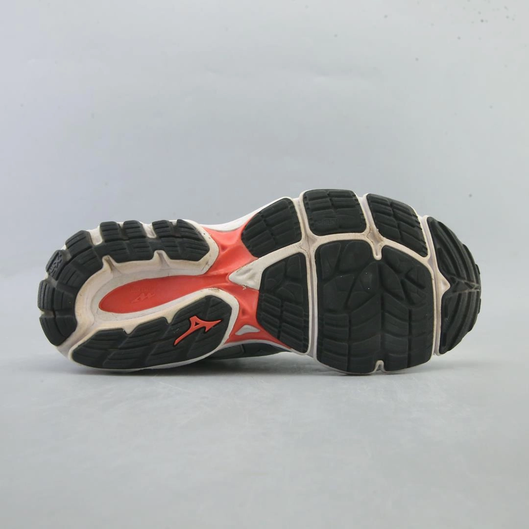 MIZUNO WAVE INSPIRE 15 Mizuno sport shoe styles