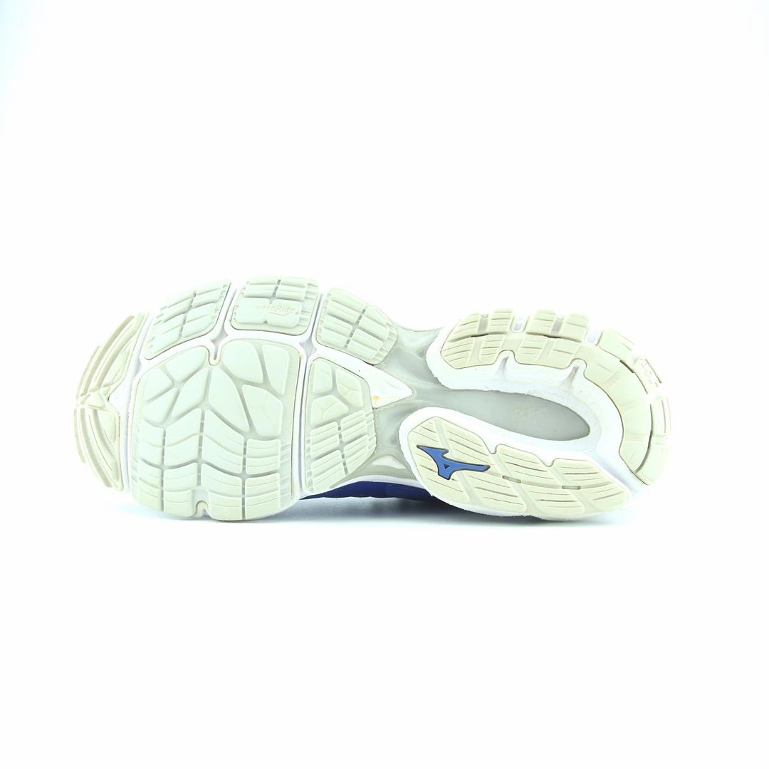 MIZUNO WAVE INSPIRE 16 Mizuno sport shoe styles