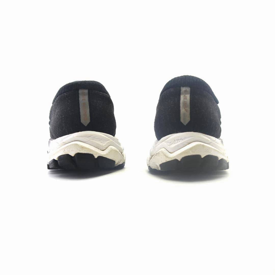 MIZUNO WAVE INSPIRE 16 Mizuno sport shoe styles
