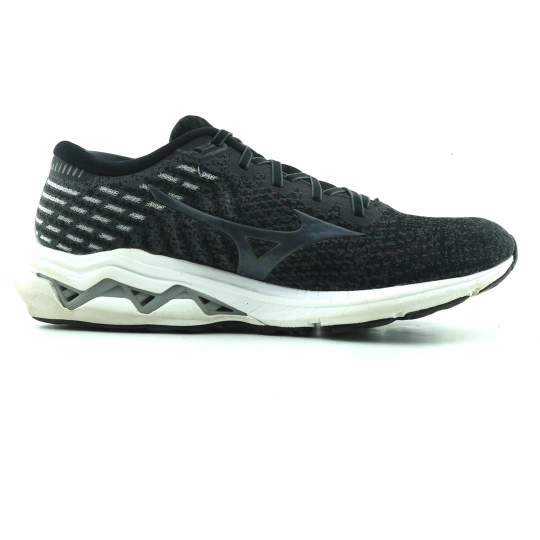MIZUNO WAVE INSPIRE 17 Mizuno sport shoe styles