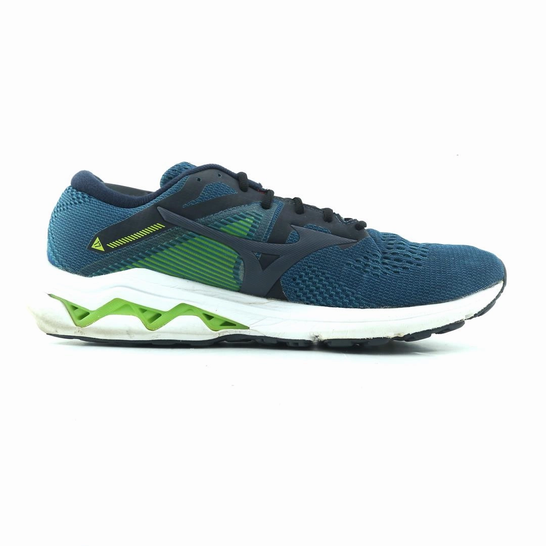 MIZUNO WAVE INSPIRE 17 Mizuno sport shoe styles