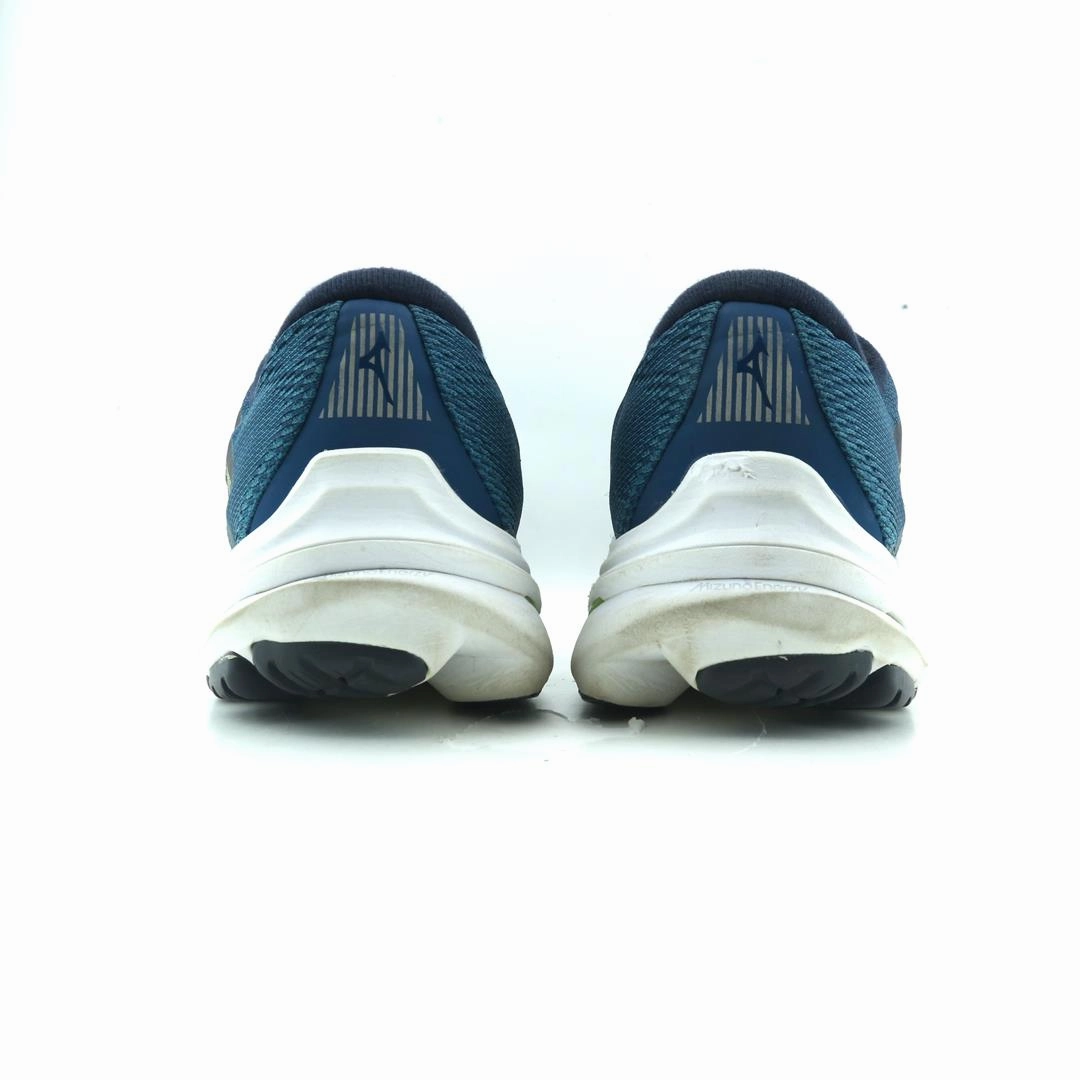 MIZUNO WAVE INSPIRE 17 Mizuno sport shoe styles