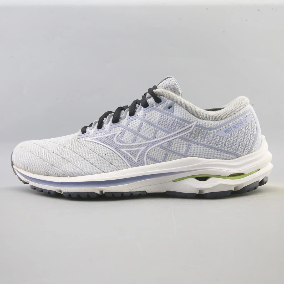 MIZUNO WAVE INSPIRE 18 Mizuno sporty athletic shoe styles