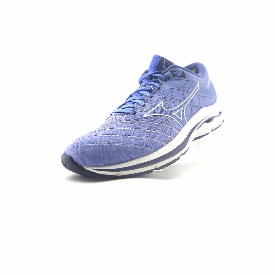 MIZUNO WAVE INSPIRE 18 Mizuno sport shoe styles