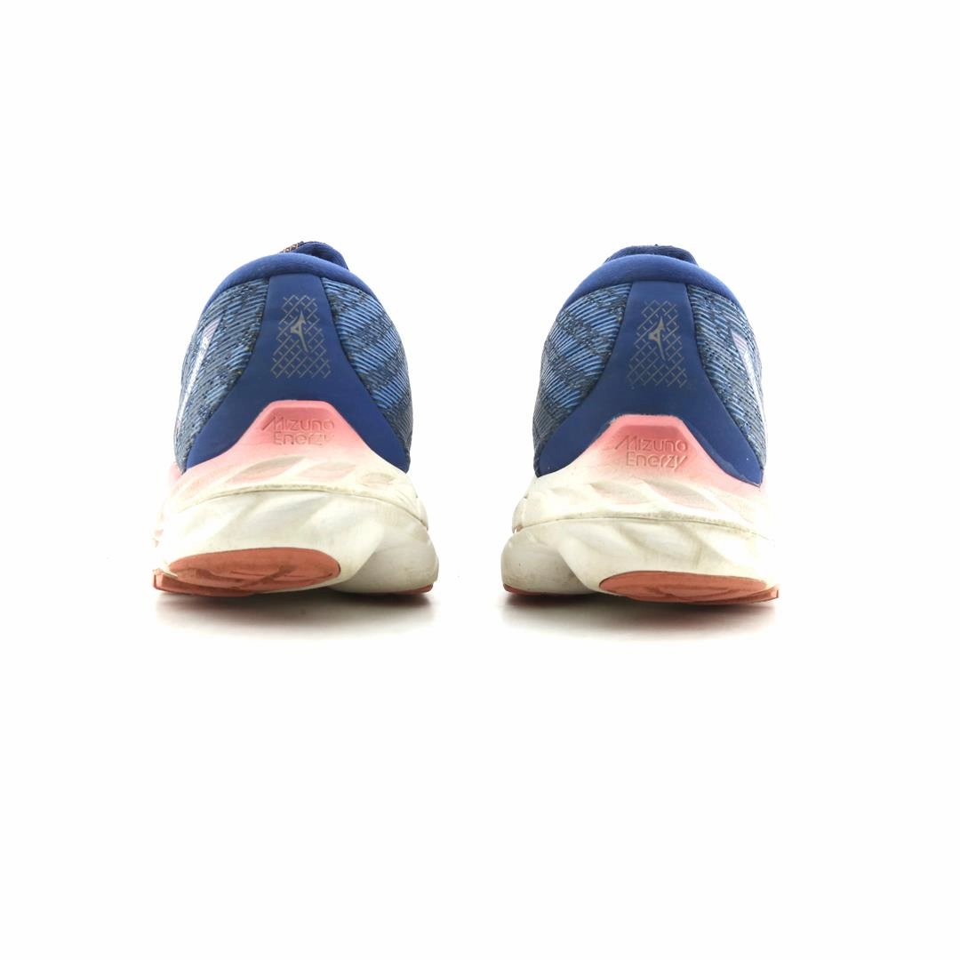 MIZUNO WAVE INSPIRE 19 Mizuno sport shoe styles