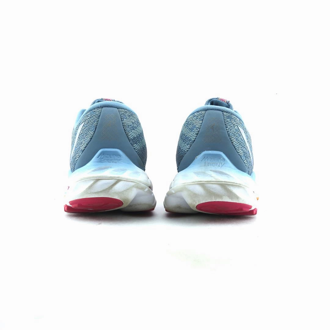MIZUNO WAVE INSPIRE 19 Mizuno sport shoe styles