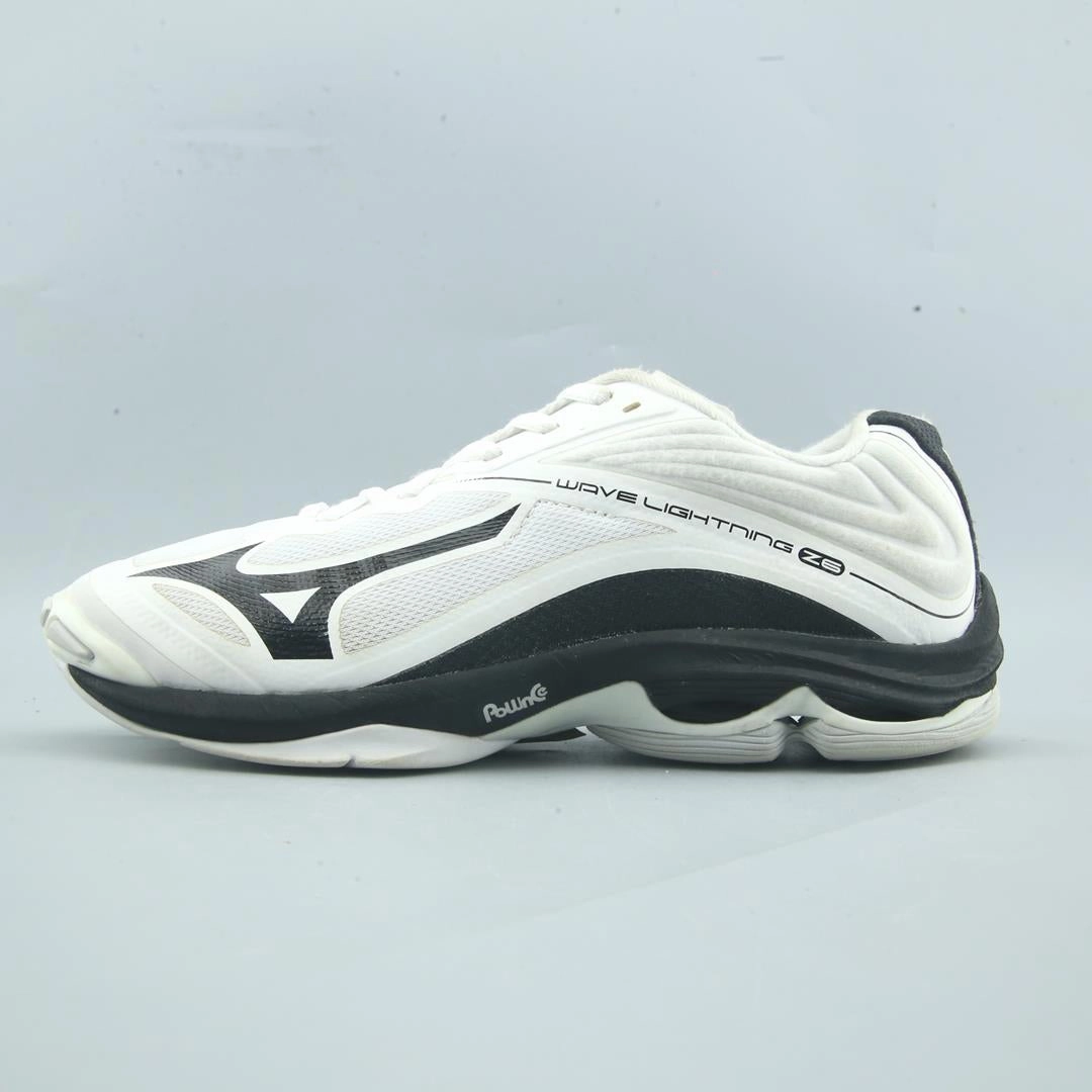 MIZUNO WAVE LIGHTNING Z6 Mizuno sporty athletic shoe styles