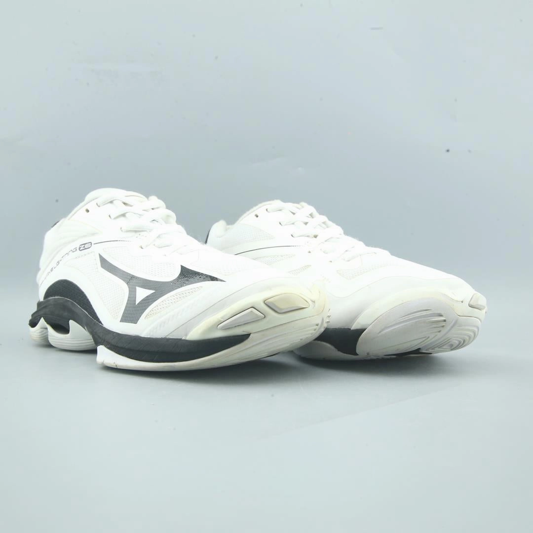 MIZUNO WAVE LIGHTNING Z6 Mizuno sport shoe styles