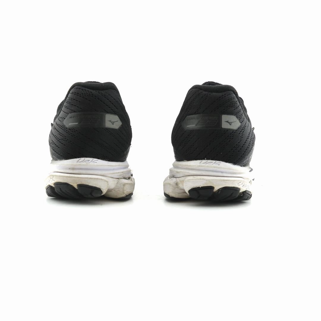 MIZUNO WAVE RIDER 23 Mizuno sport shoe styles