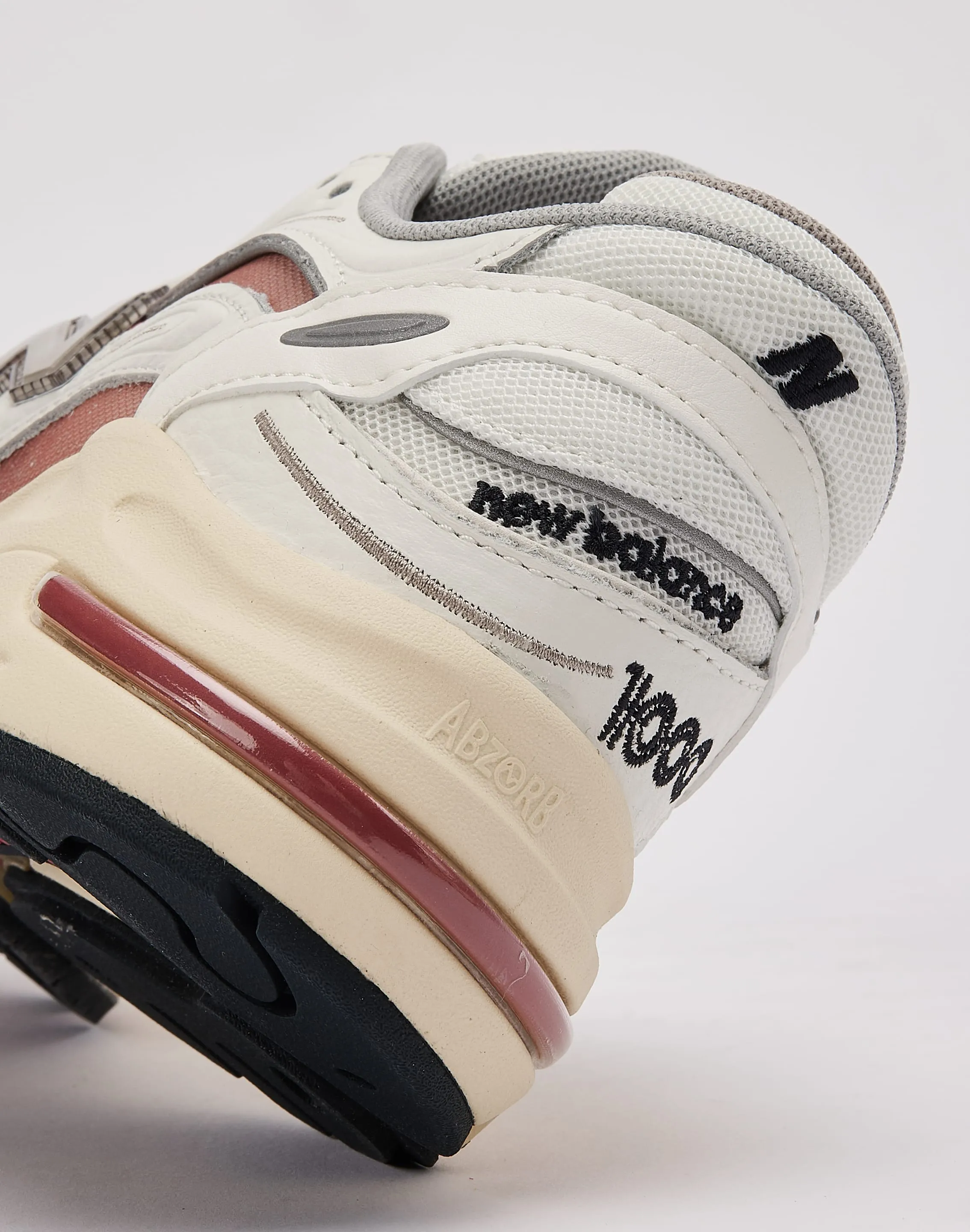 New Balance 1000 Cushioned Shoes
