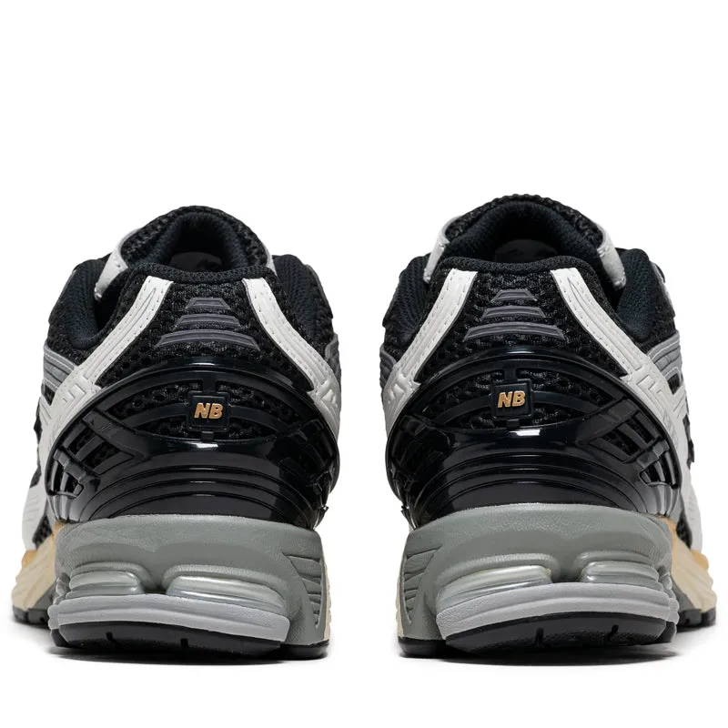 New Balance 1906 Utility - Black/Sea Salt New Balance versatile casual sneakers