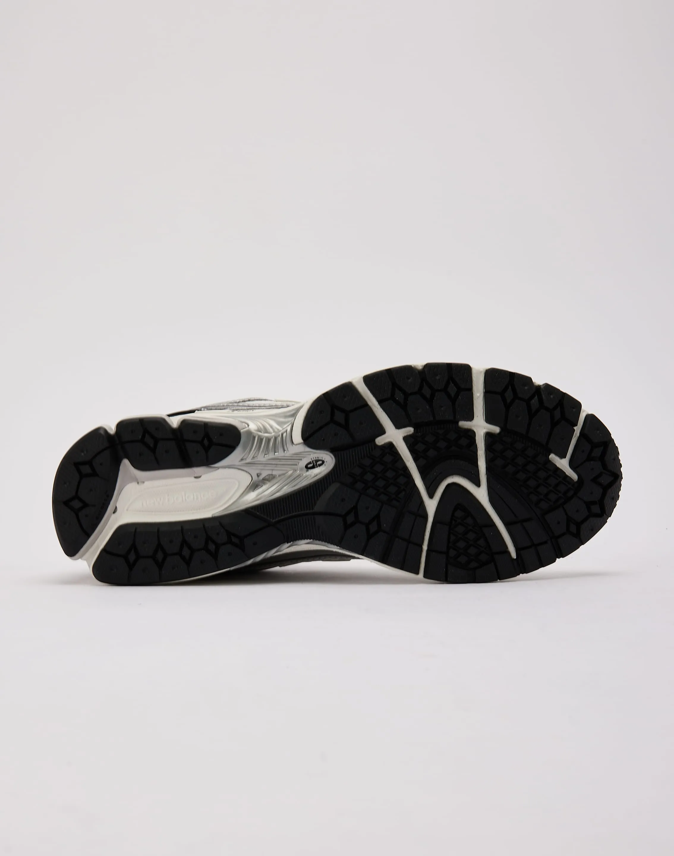 New Balance 1906R Cushioned Shoes