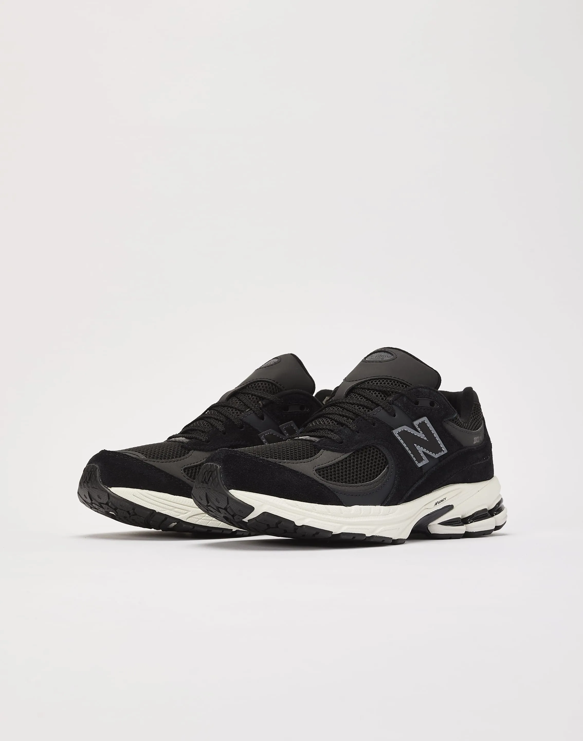 New Balance 2002R Grade-School Cushioned Shoes