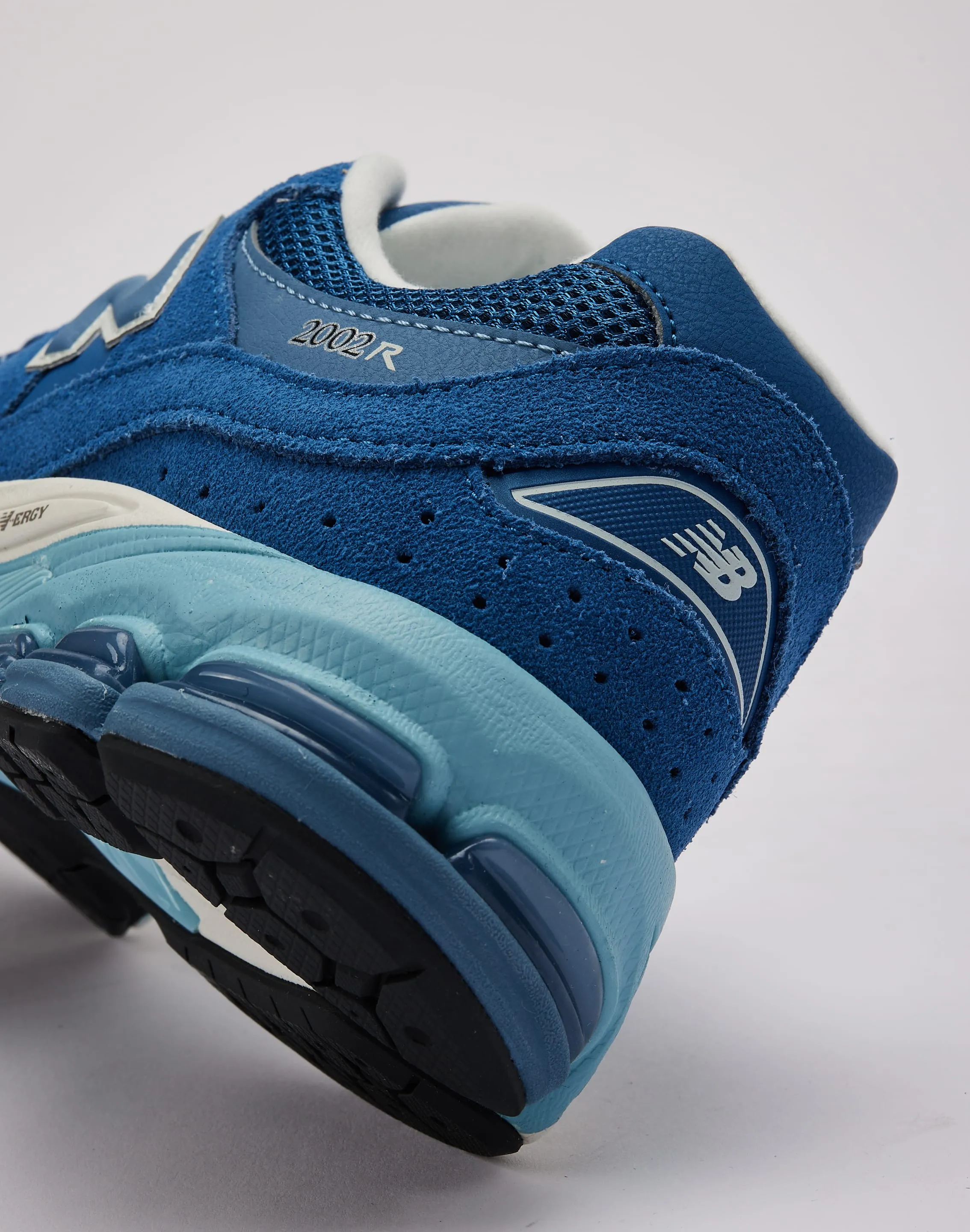 New Balance 2002R Grade-School Cushioned Shoes