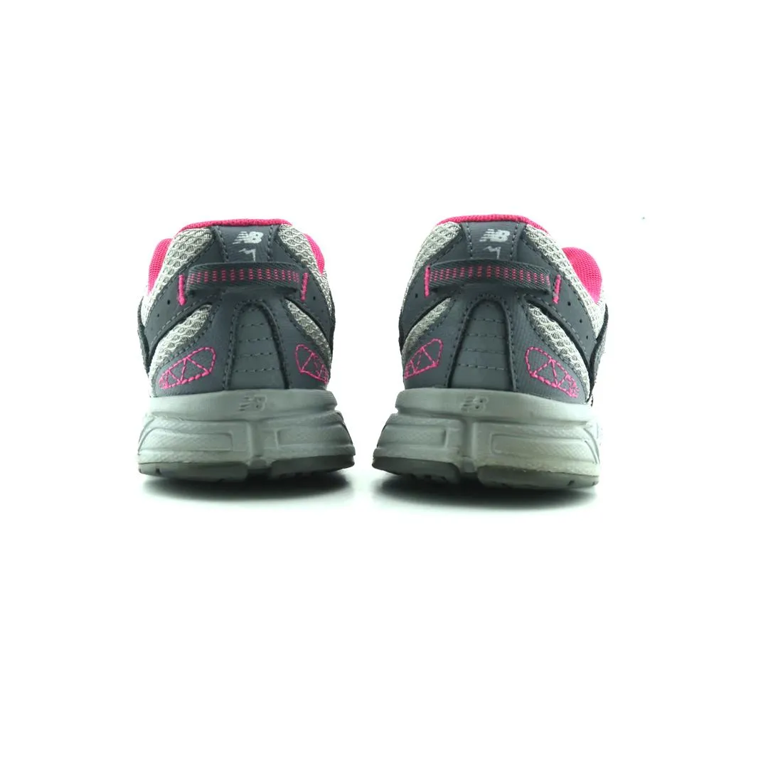 NEW BALANCE 402 New Balance casual shoe looks