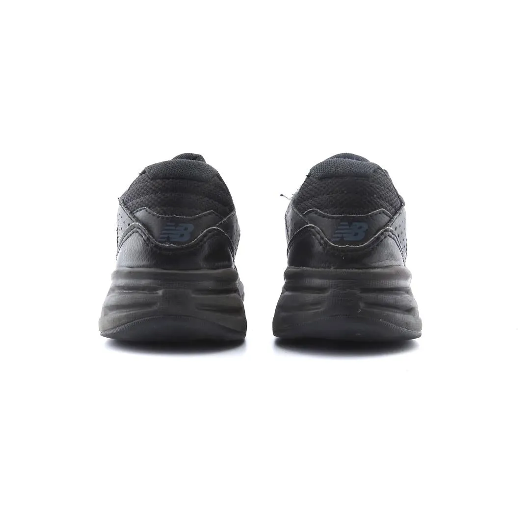 NEW BALANCE 409 New Balance casual shoe looks