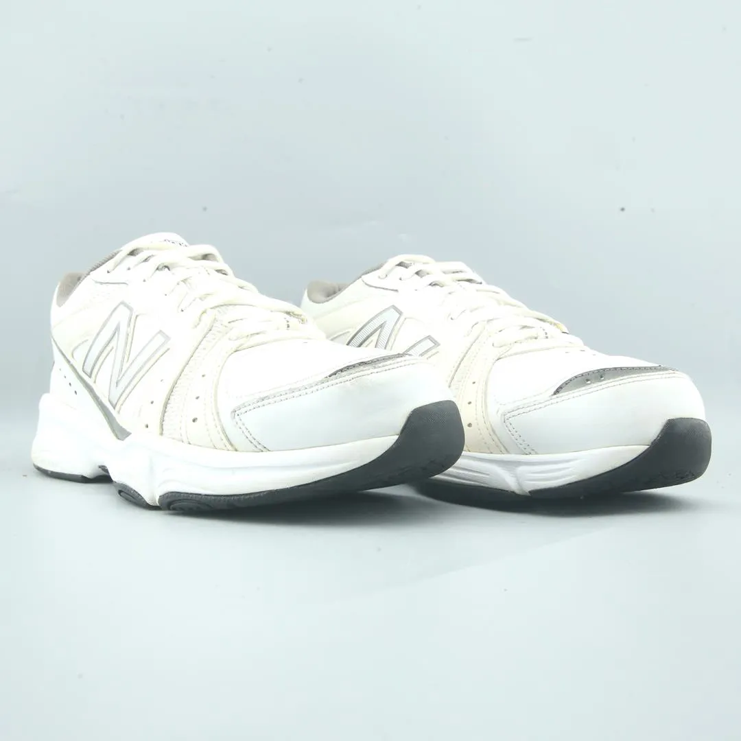 NEW BALANCE  519 New Balance trainer visuals