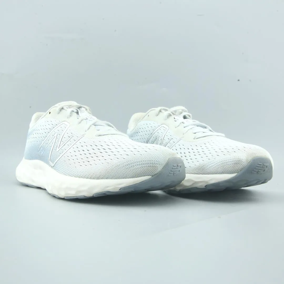NEW BALANCE 520 V8 New Balance trainer visuals
