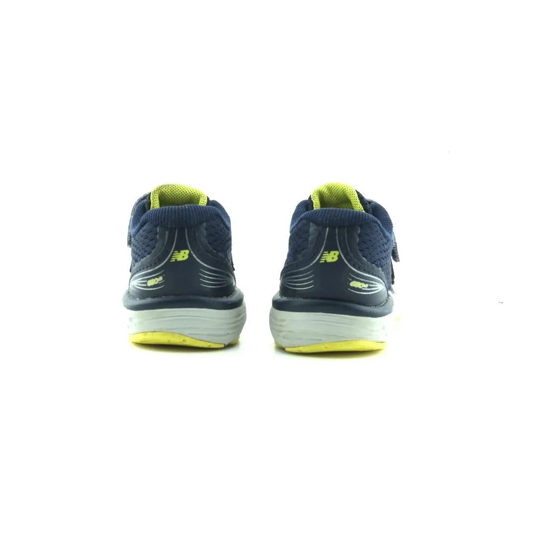 NEW BALANCE 680V5 New Balance casual shoe looks