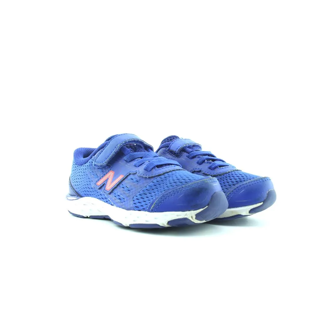 NEW BALANCE 680V5 stylish New Balance designs