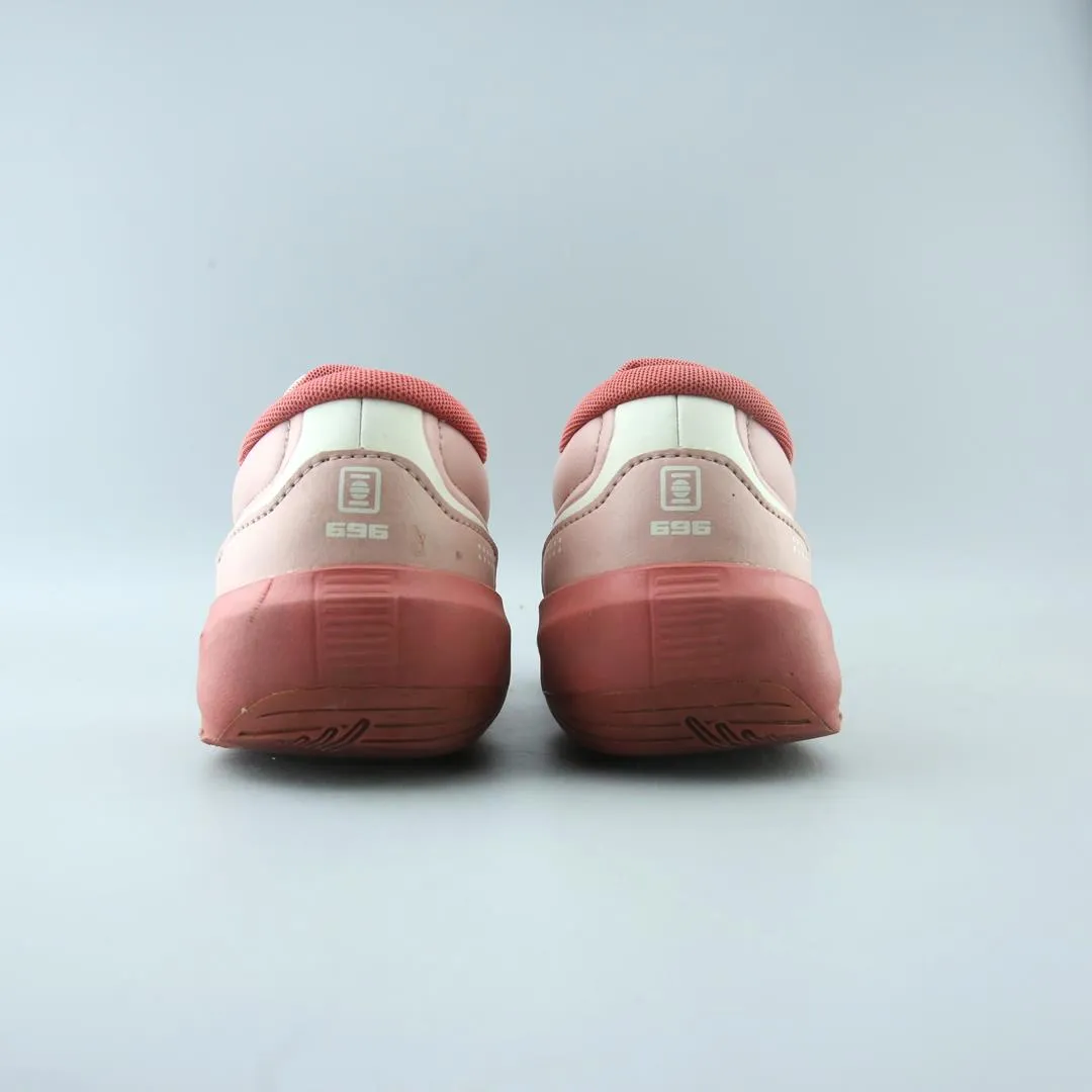 NEW BALANCE 696V5 stylish New Balance designs