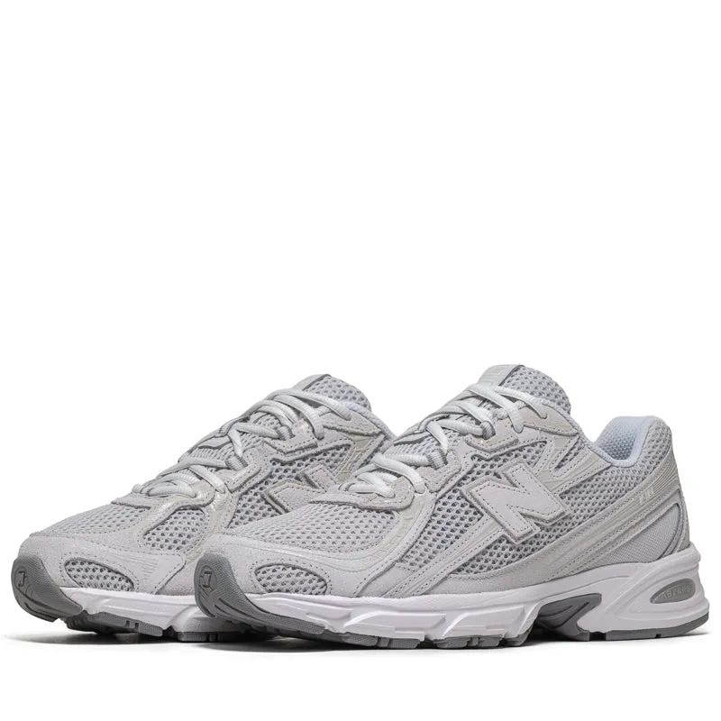 New Balance 740 - Grey/Reflection New Balance versatile casual sneakers