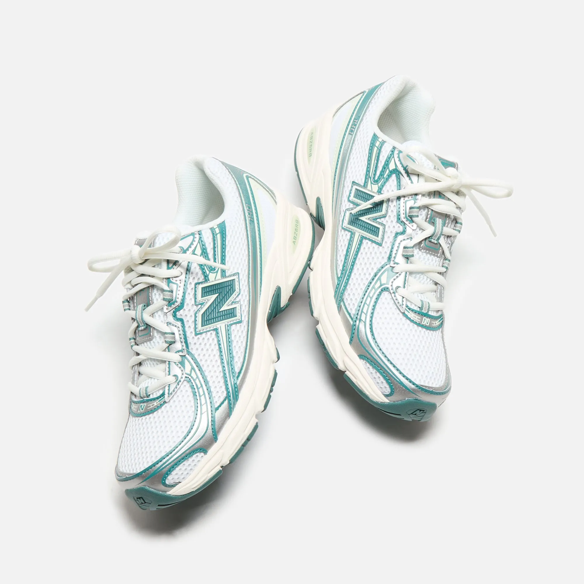 New Balance 740 - White / Marsh Green / Sea Salt Nike Air Force 1 edition