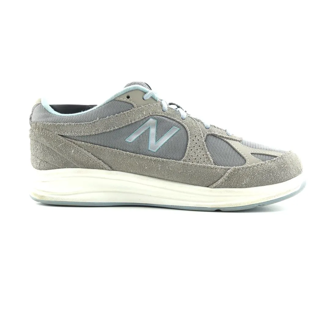 NEW BALANCE 877V5 New Balance casual shoe looks
