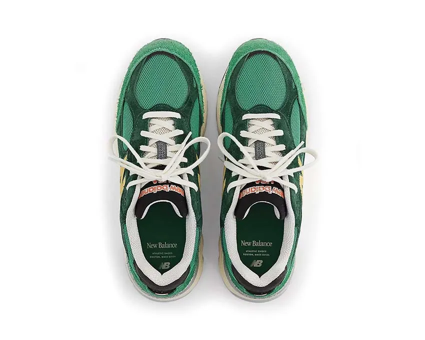 New Balance 990 Made in USA "Green" New Balance athletic sneakers