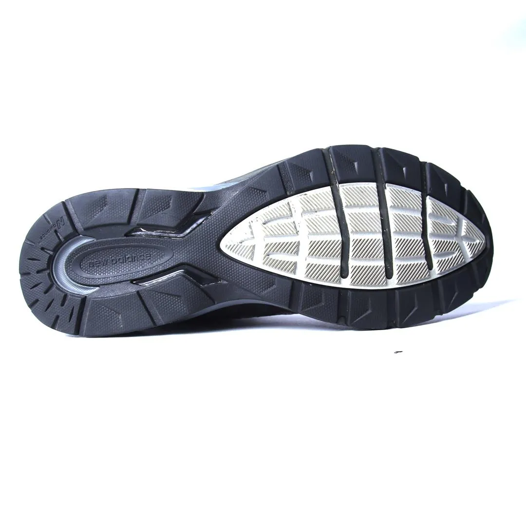 NEW BALANCE 990V5 New Balance casual shoe looks