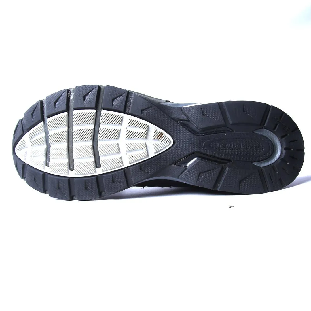 NEW BALANCE 990V5 New Balance casual shoe looks