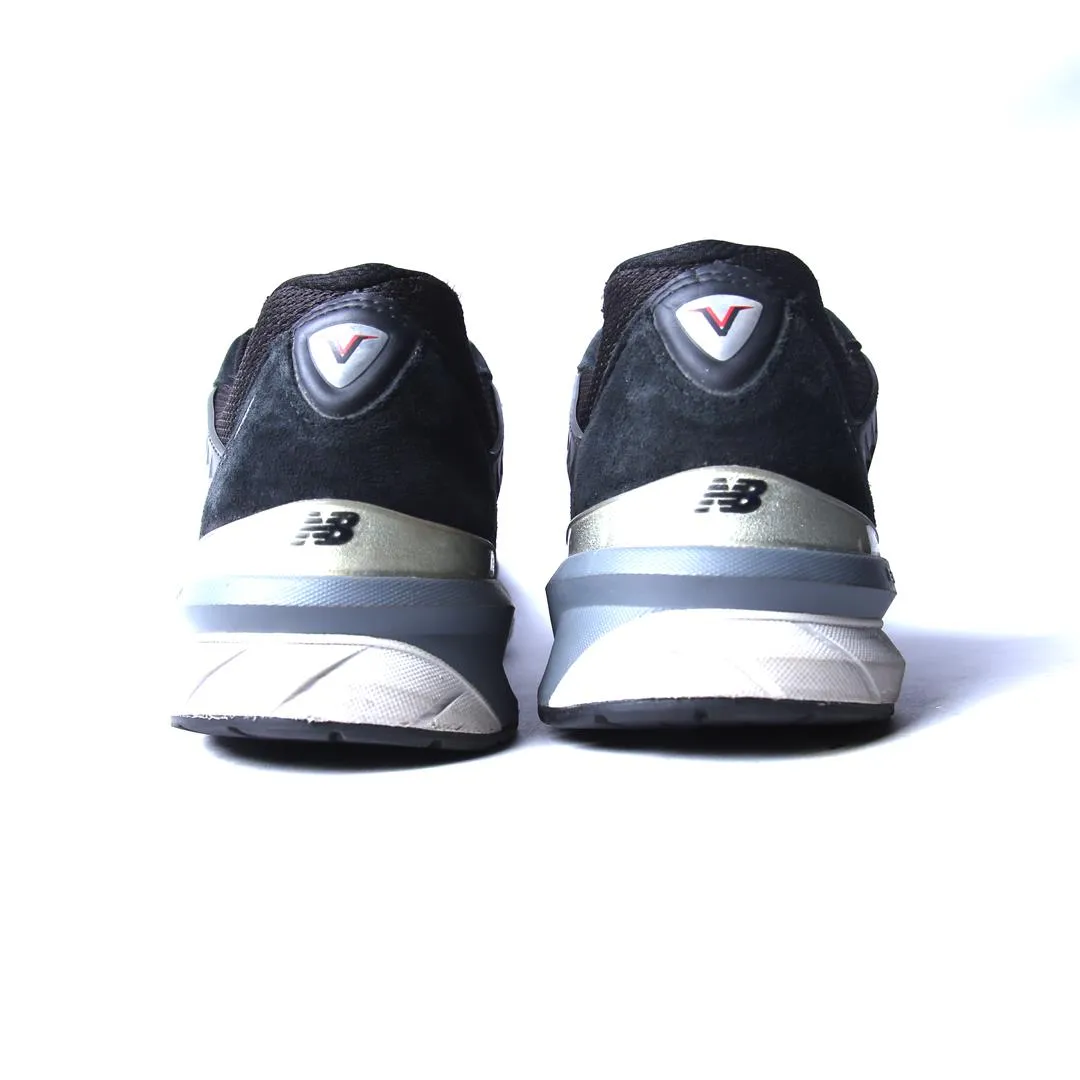NEW BALANCE 990V5 New Balance casual shoe looks