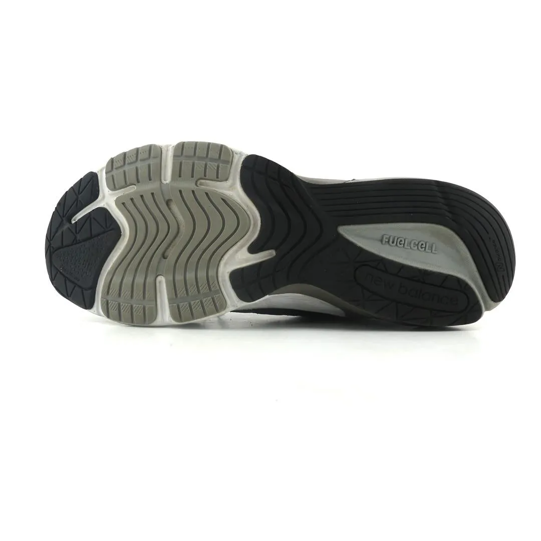 NEW BALANCE 990V6 New Balance casual shoe looks