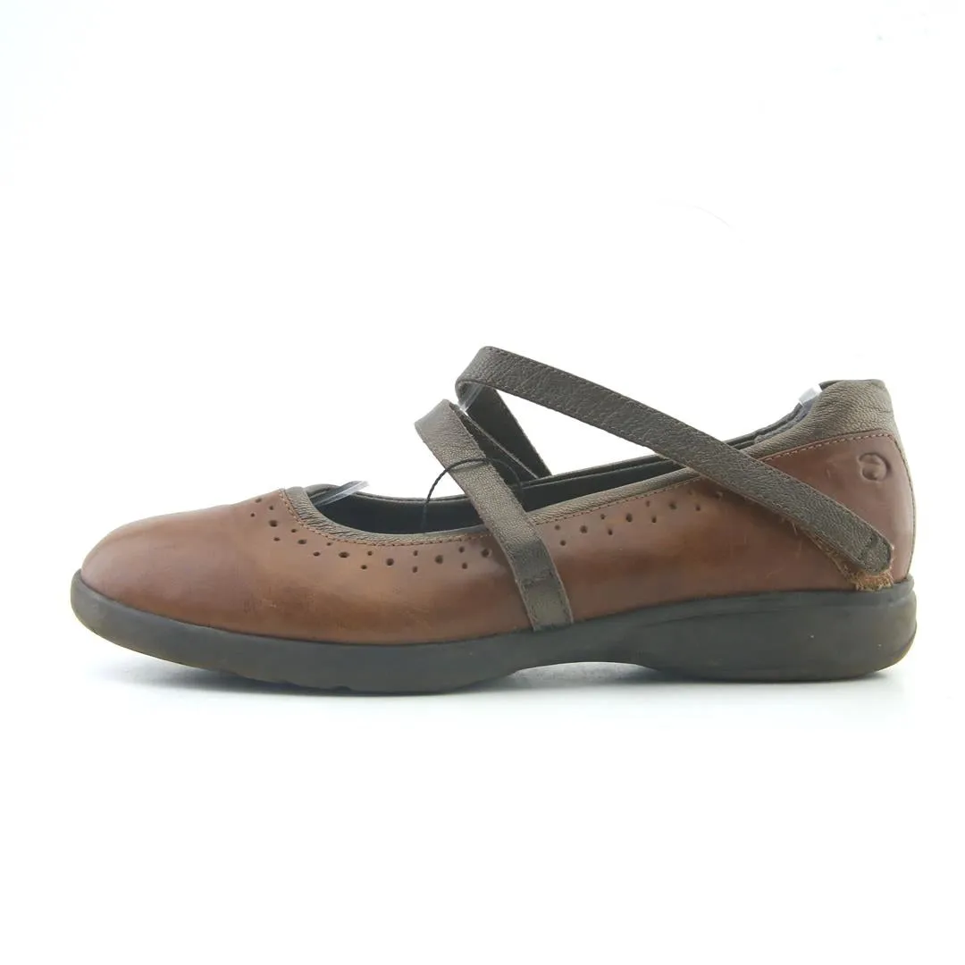 NEW BALANCE ARAVON JODI MARY JANE Z STRAP New Balance casual shoe looks