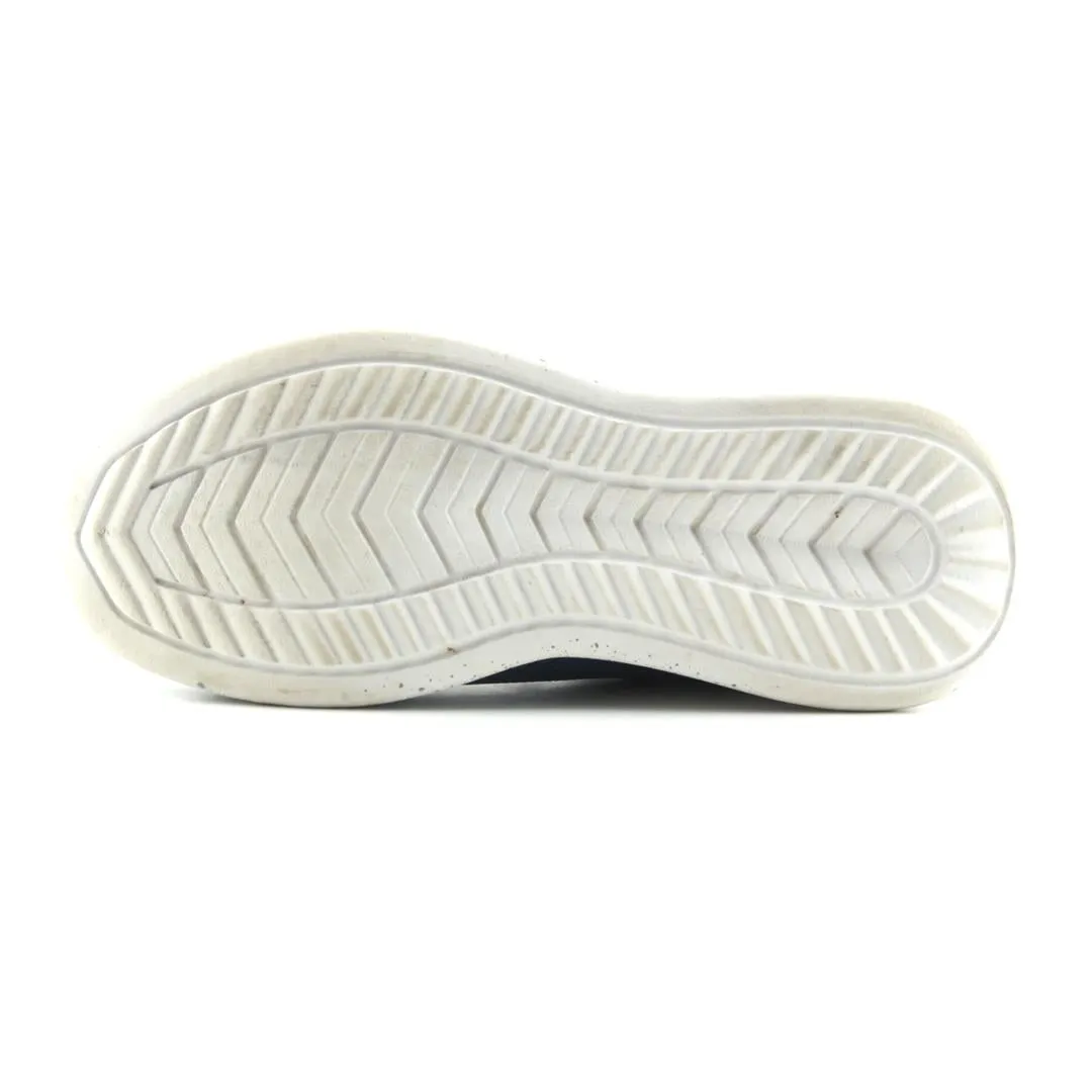 NEW BALANCE CUSH DISTRICT RUN V1 New Balance casual shoe looks